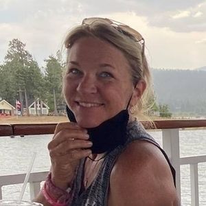 Meet your Posher, Teri